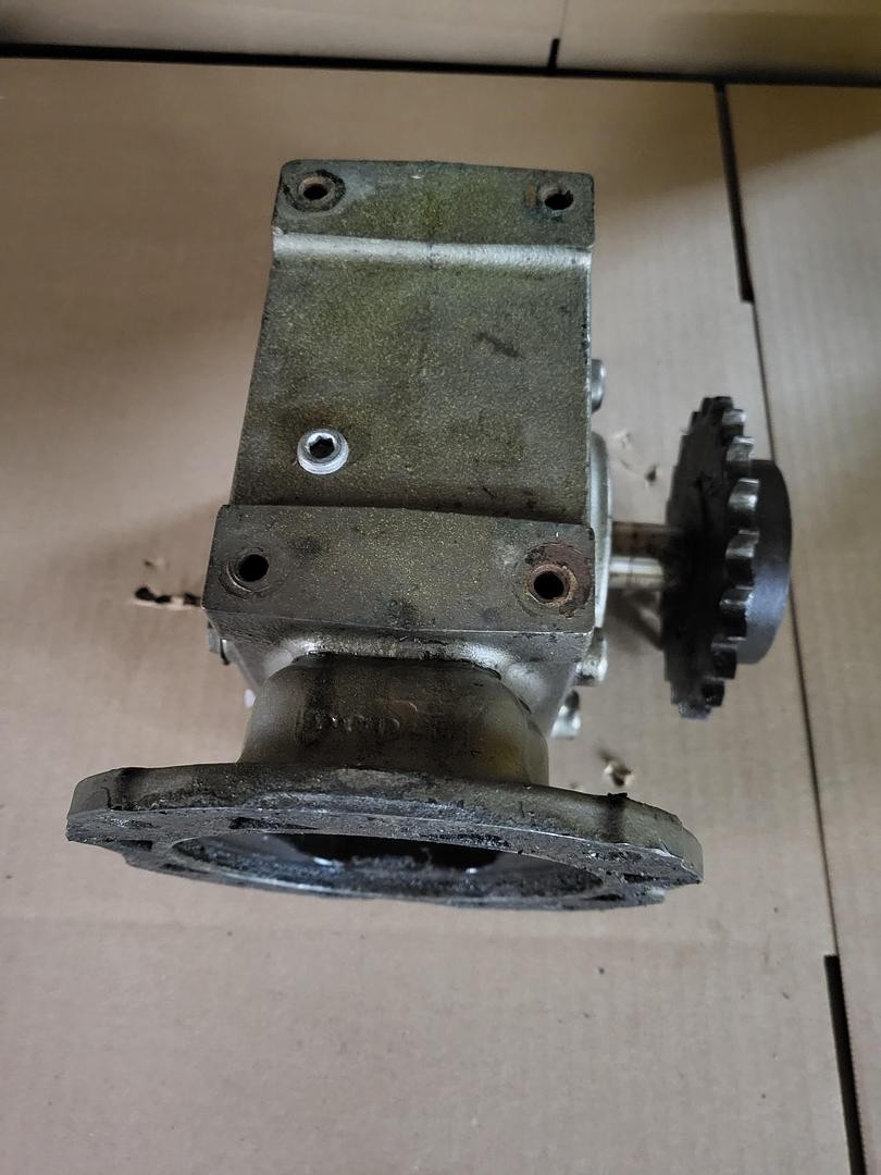 TIGEAR-2 Right Angle Worm Gear Reducer 20QZ50R56 Ratio 50:1