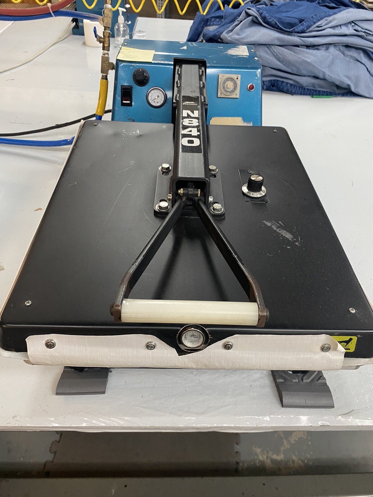 Hix N 840 Heat Press