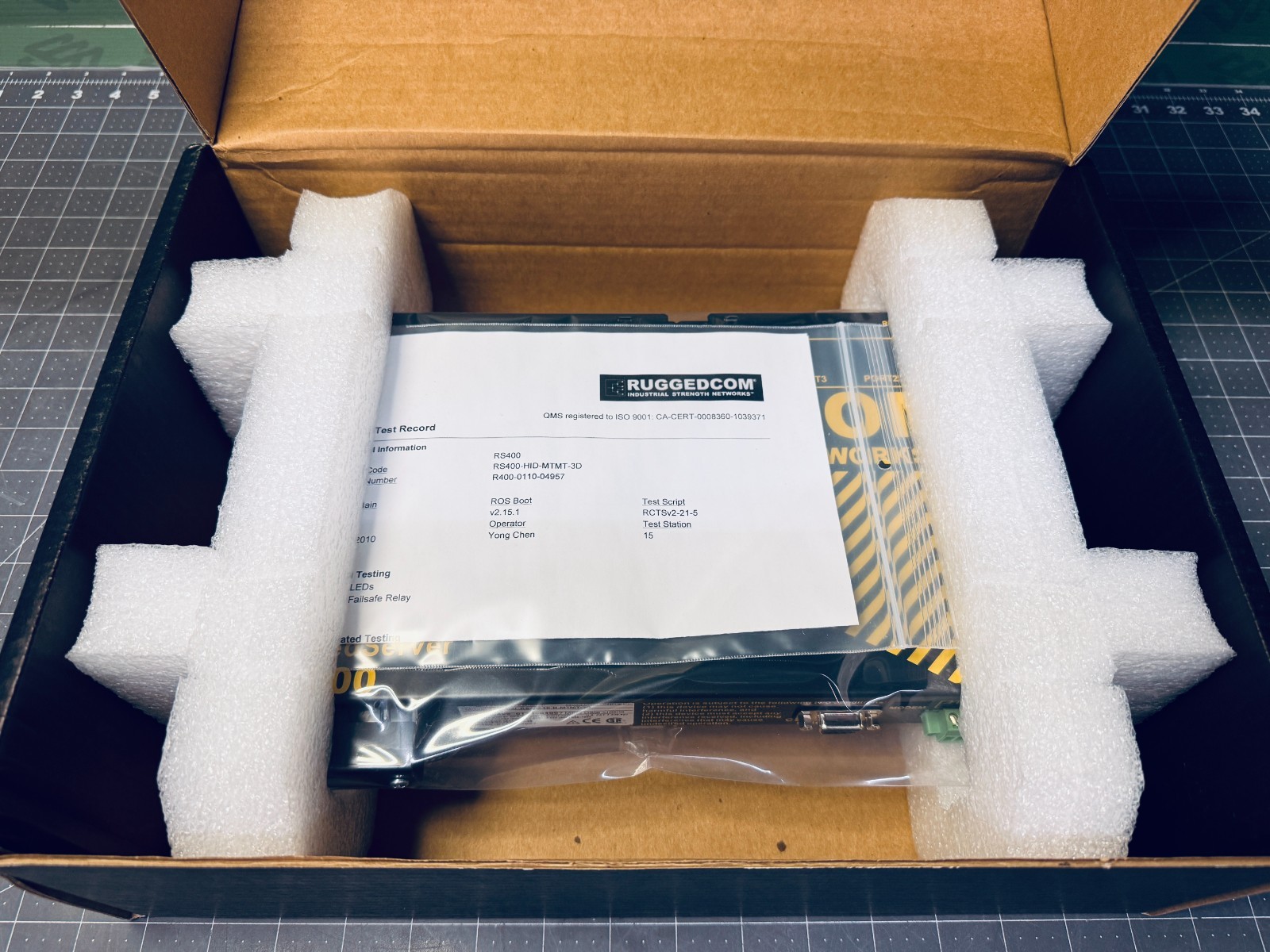 RuggedCom RS400-HI-D-MTMT-3D Industrial Ethernet Switch 3-Port DIN Rail Managed