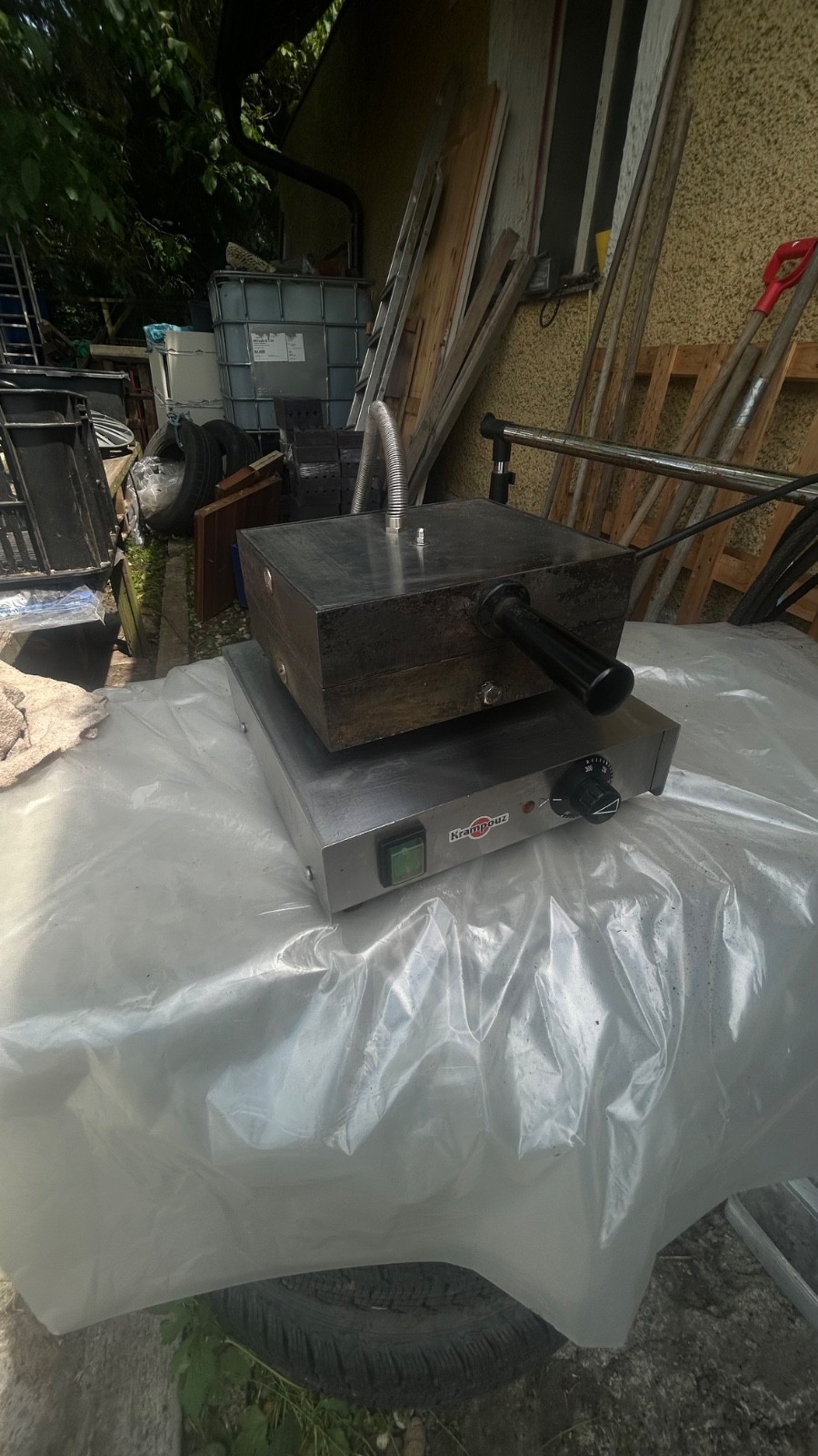 Professional Cast Iron Waffle Maker Krampouz WECIAC AO 1800W | Seasoned & Ready