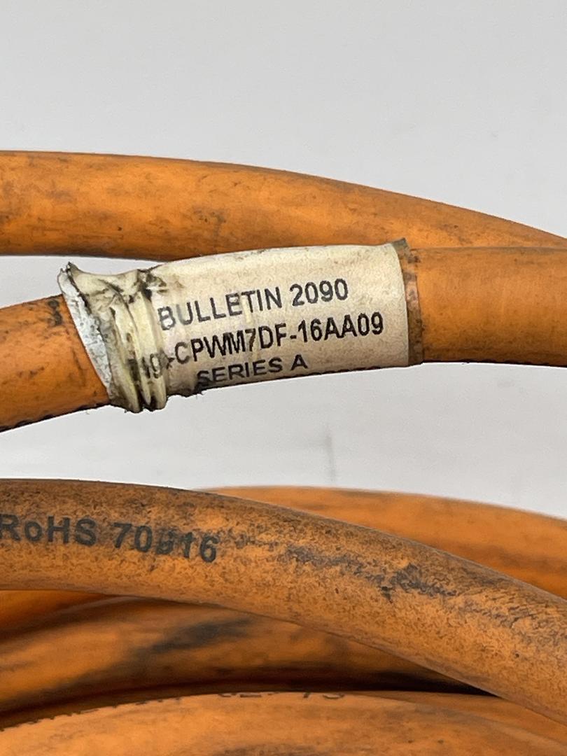 Allen-Bradley 2090-CPWM7DF-16AA09(269”)