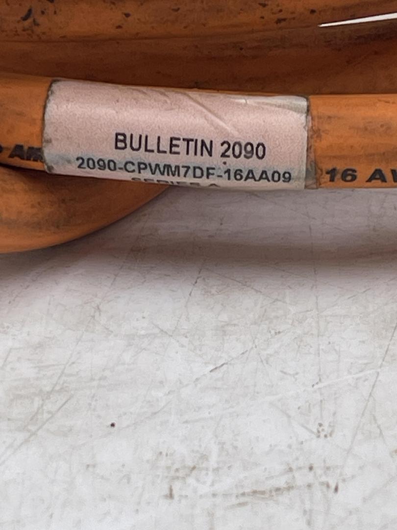 Allen-Bradley 2090-CPWM7DF-16AA09(220”)