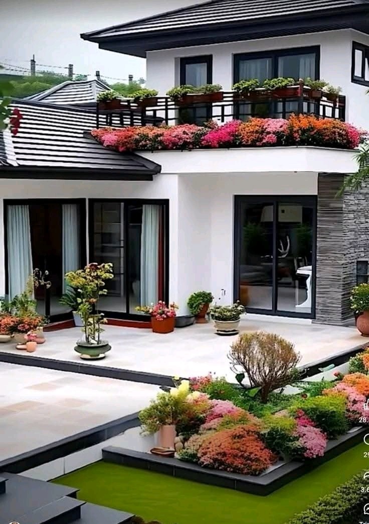 HGTV: Home Design, Decorating and Remodeling Ideas, Digital Download Garden