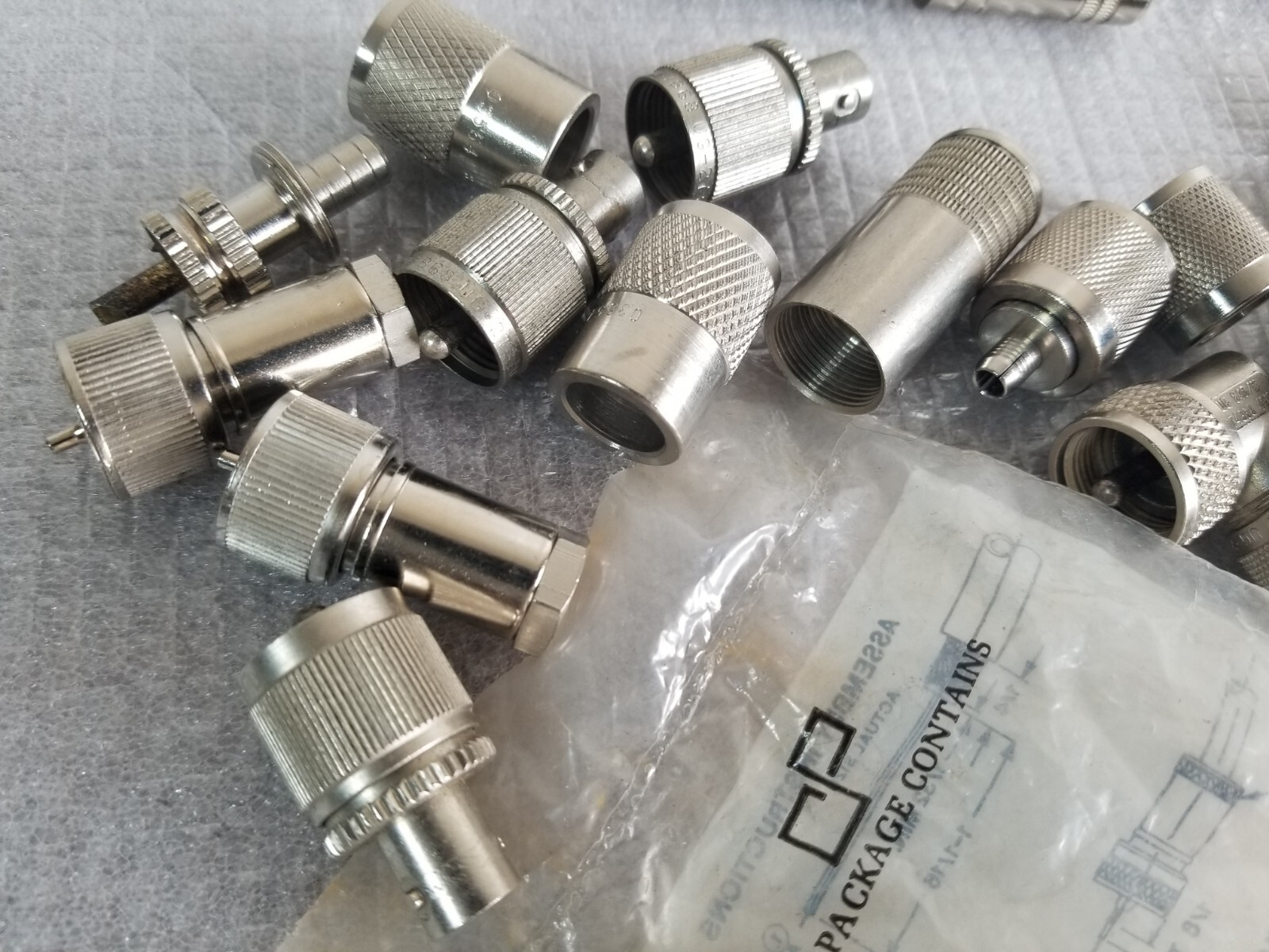 Amphenol (Allied) Made USA BNC coax cable connector # 999-226 LOT New + Used