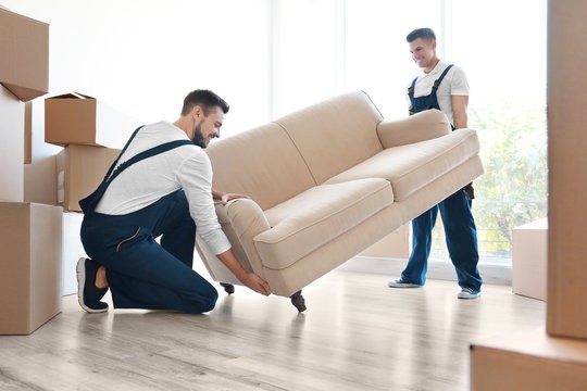 Rearange furniture online virtually before breaking your back moving stuff