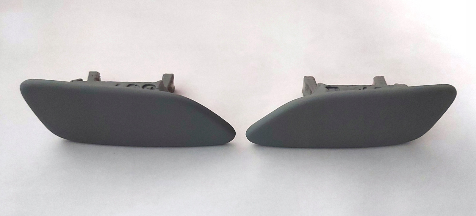 FIT TO PEUGEOT 807 FRONT WASHER HEADLIGHT NOZZLE COVER BUMPER RIGHT