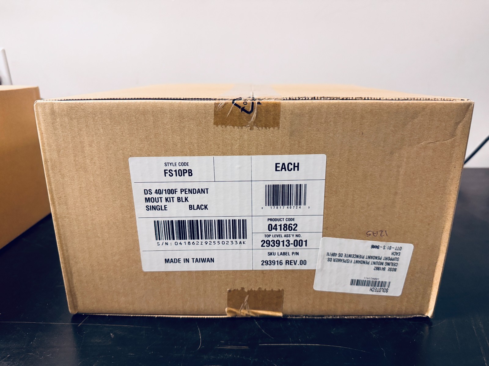 FS10PB DS 40/100F Pendant Mount Kit Black Single 293913-001 NEW