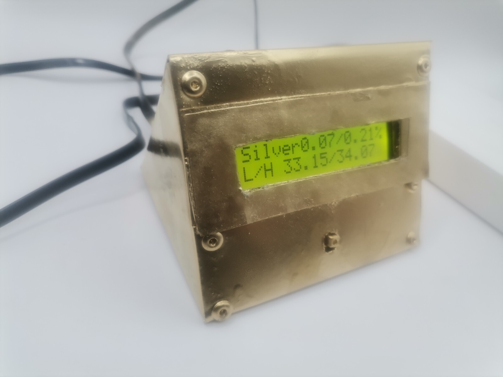 2×16 Info Wi-Fi Display: Live Web Visits, FB Likes, YT Views, …