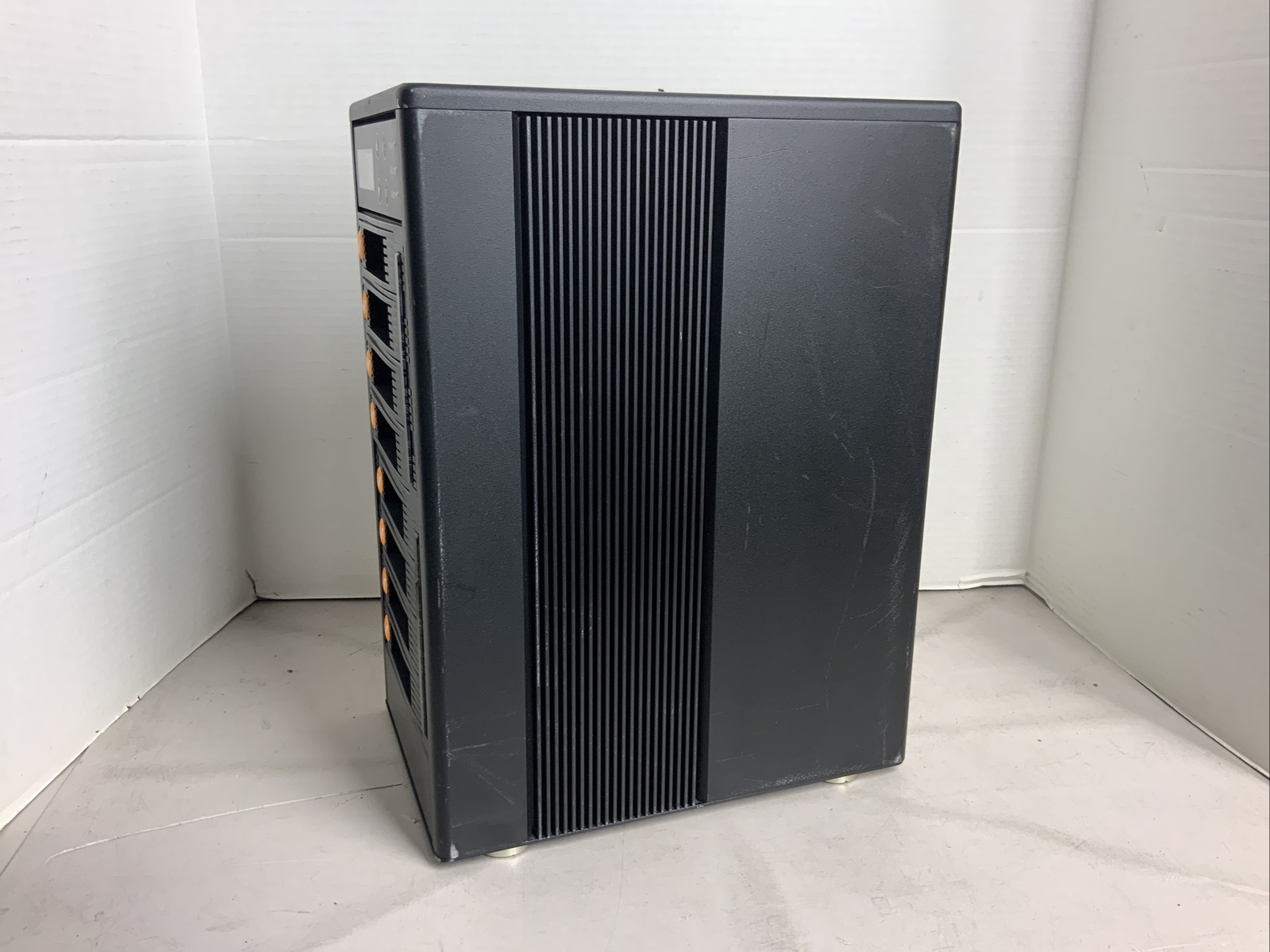 Wiebetech RTX800-UR Hard Drive Array 35700-0734-2400 (no HDDs) – #34