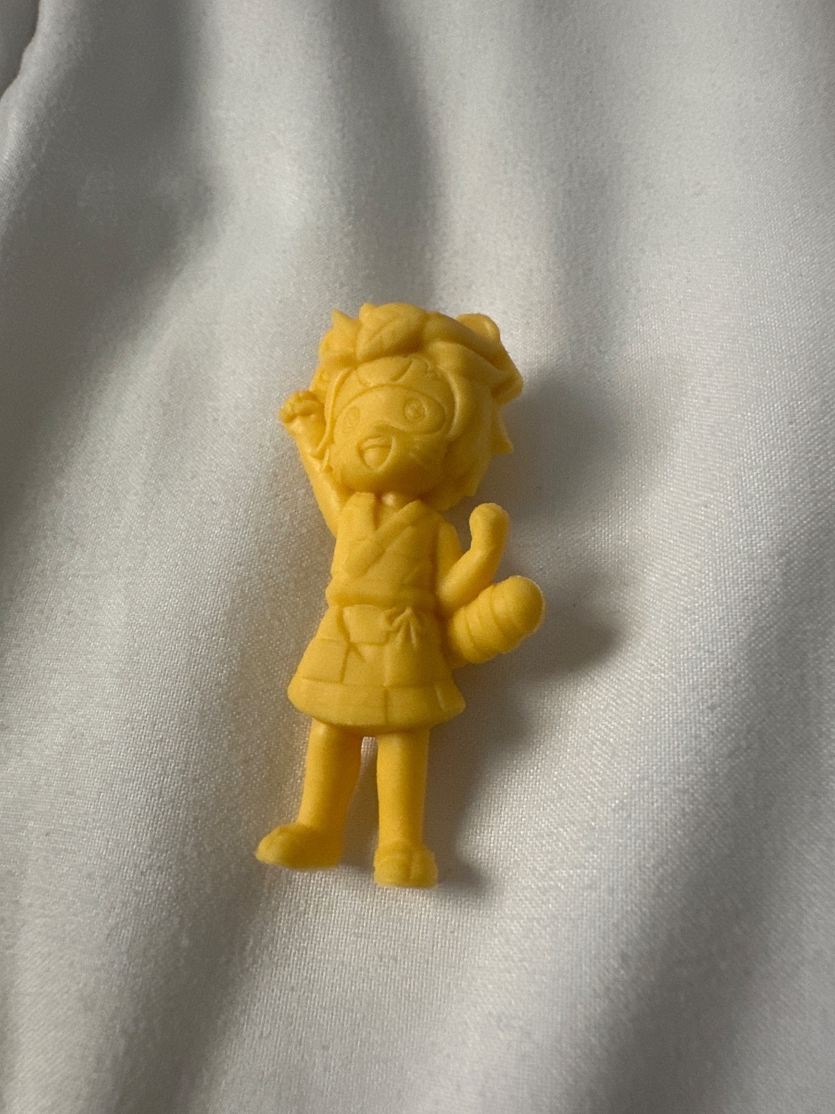 A bundle of Miniso blind box unboxed products, golden limited edition Tanjaro